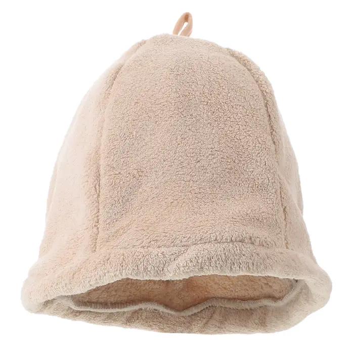 Chapeau de sauna kaki traditionnel isolé