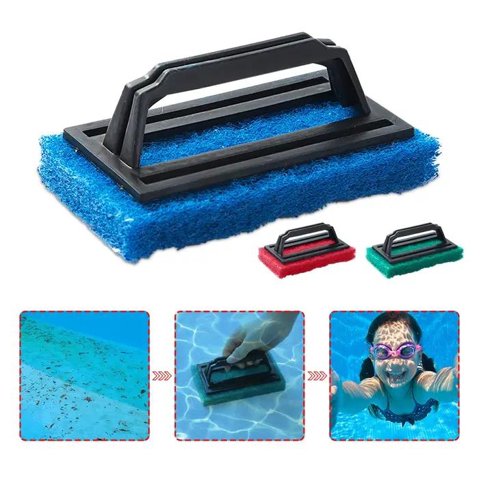 La brosse éponge de nettoyage convient à la ligne de piscine Jacuzzi
