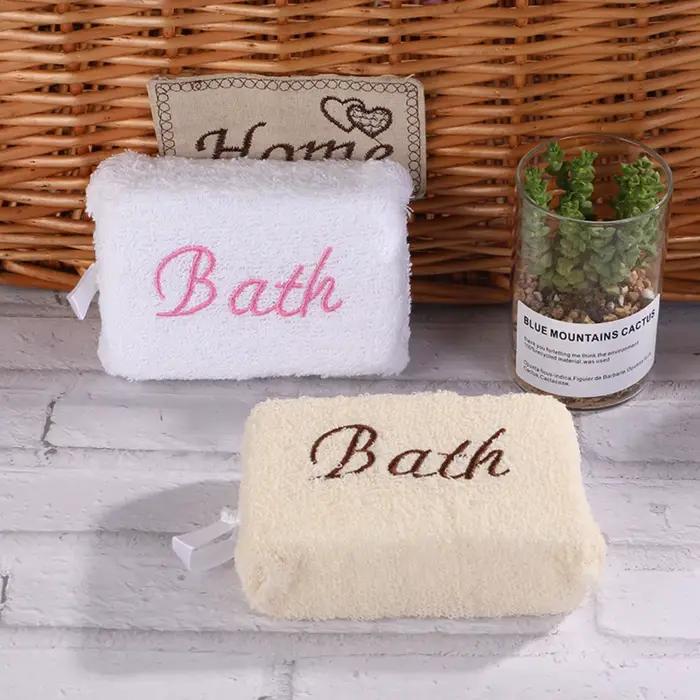 Éponge de bain en lin douce et exfoliante pour une peau radieuse et une expérience de bain relaxante ``` 此响应遵循了提供的指导原则，包括使用正确的HTML标签结构，并避免了任何未列出的特征或不必要的信息。