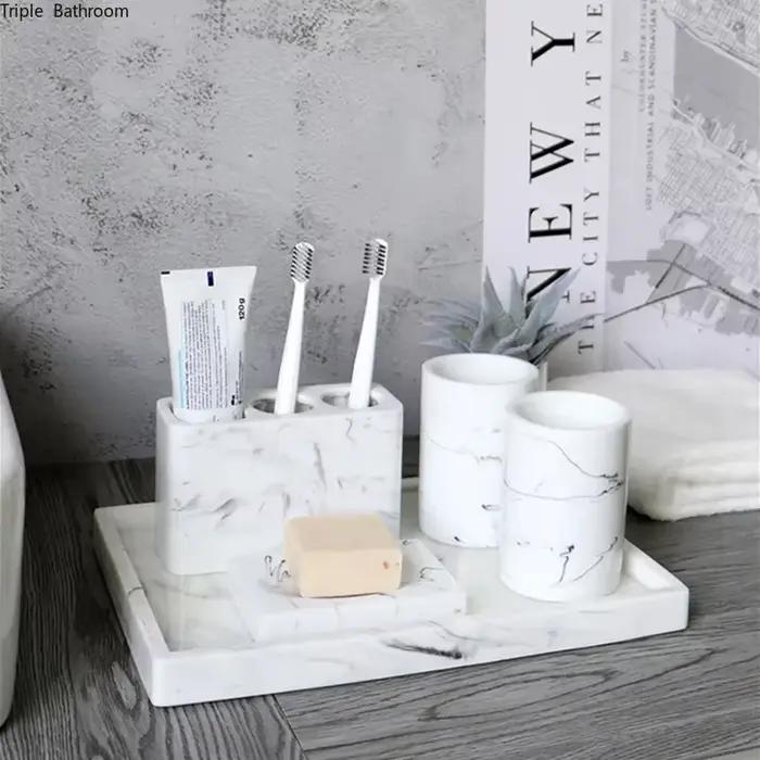 Ensemble d'accessoires d'aspect marbre luxe pour salle de bains hôtel ou maison usage quotidien et décoratif pour anniversaire mariage ou déménagement
